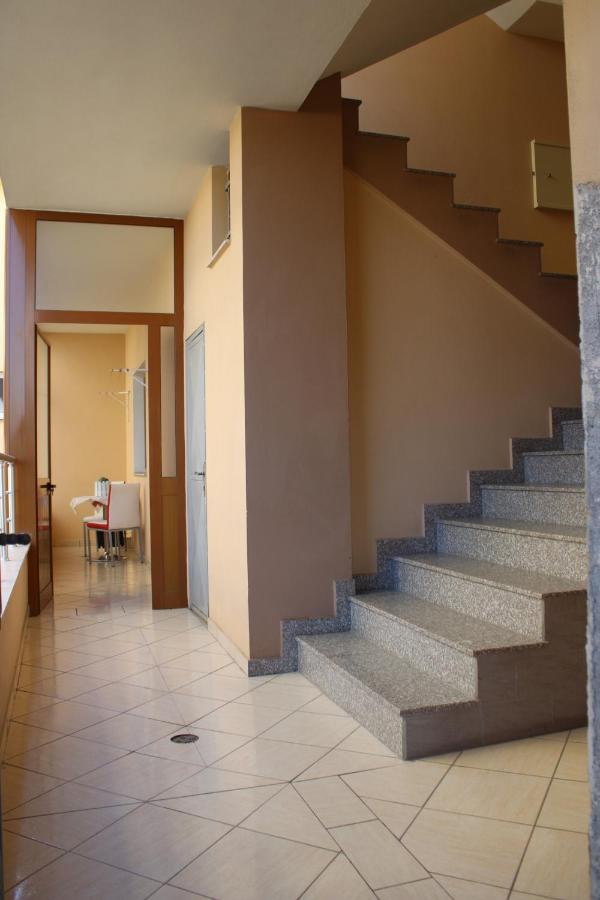 Bledi'S Comfy Apartment In New Blvd / Free Parking Тирана Екстериор снимка